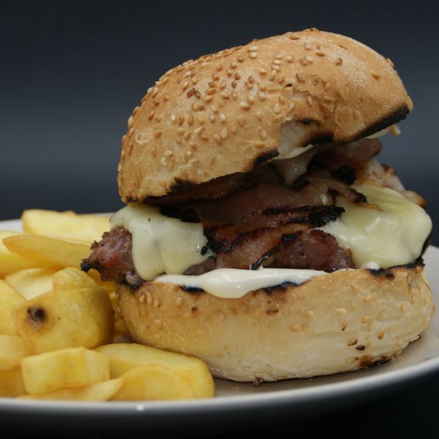 Hamburguesa con patatas 